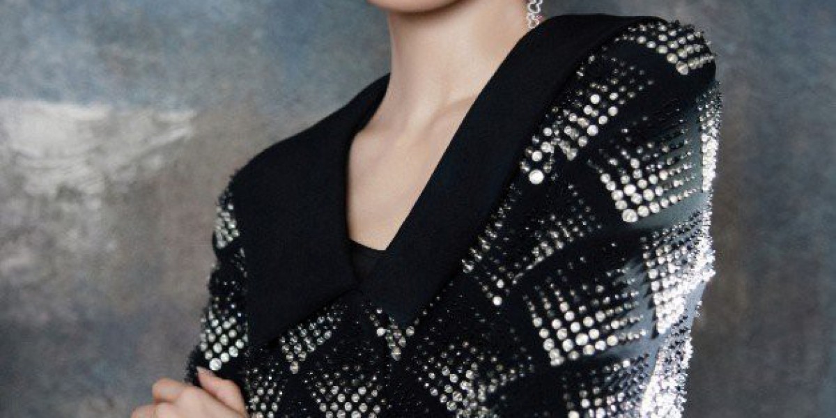 优雅毫不费力！刘诗诗的造型秘诀让人心动不已