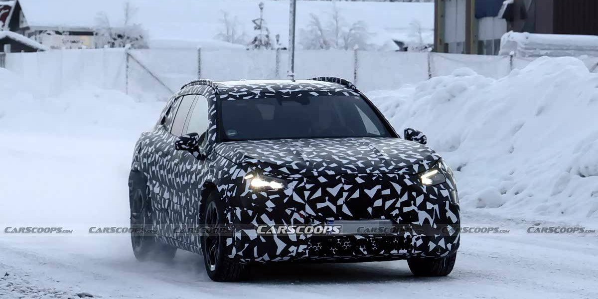 AMG GT SUV量产版谍照曝光，尾部似法拉利，配三电机