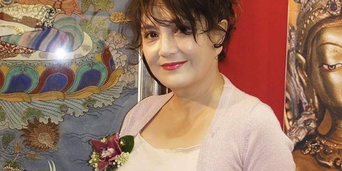 突传死讯!香港知名演员因肺炎离世，家中意外摔倒接受开颅手术