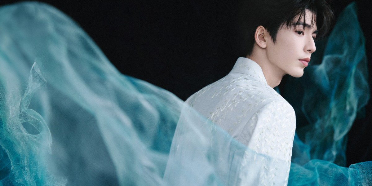 用脚步践行热爱，用行动诠释担当! 张凌赫《DearEarth》纪录片首曝