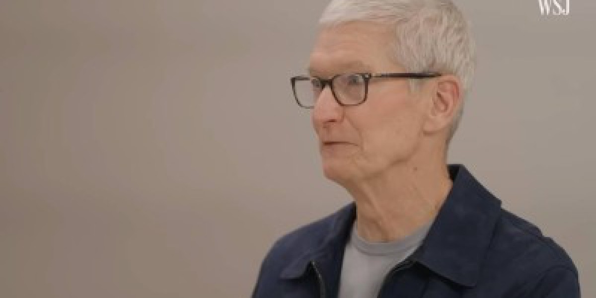 苹果50周年庆：库克忆往昔，iPhone发布成最爱，共赴未来新征程