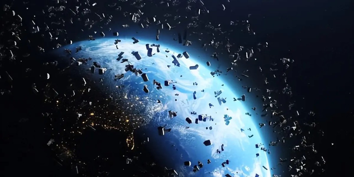 废弃卫星满天飞! 中国飞船完成高难度捕获，太空大扫除来了?