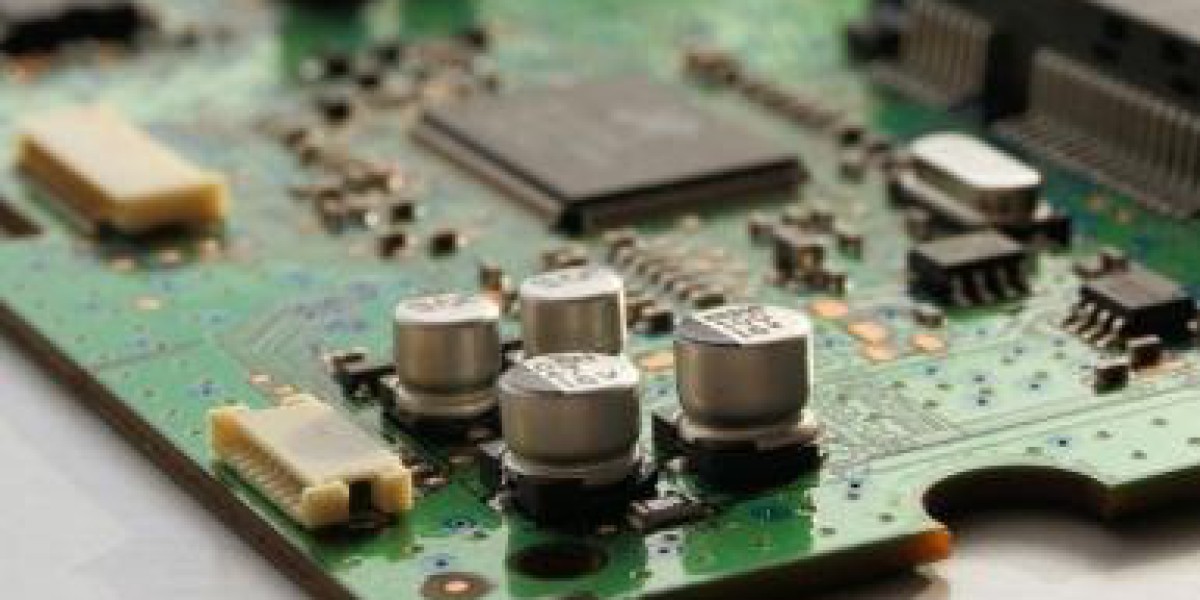 英伟达宣布向半导体企业投资20亿美元 德明利涨停，佰维存储涨超9%