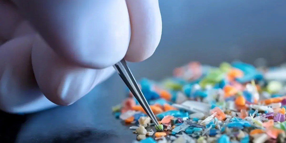 科学家发现我们测量微塑料的方式存在大问题