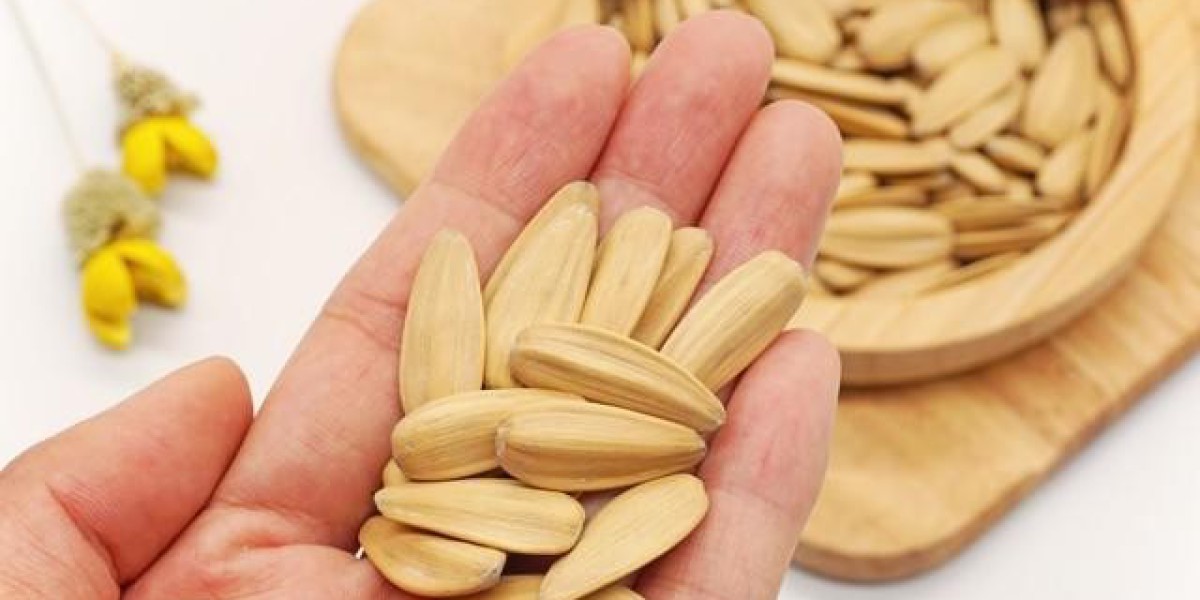 老人过了60岁，要少吃核桃和瓜子? 医生无奈：很多人不当回事