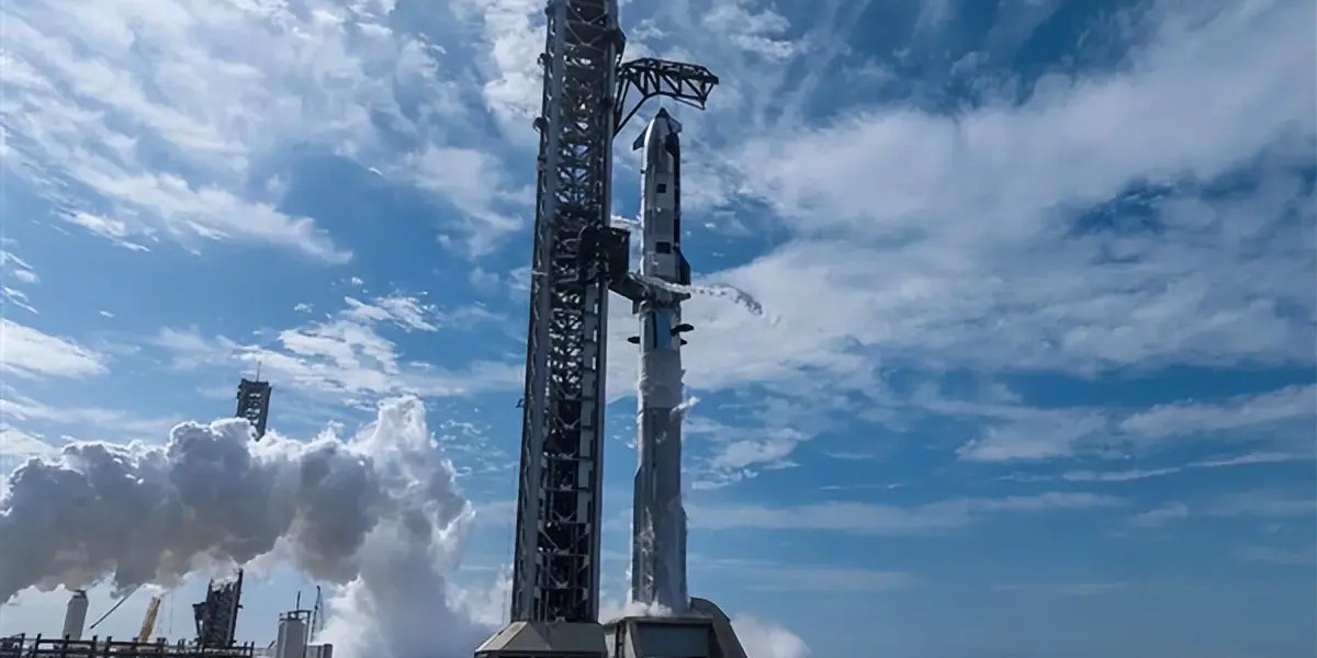 美国登月就靠它了! SpaceX星舰V3首飞倒计时：124.4米全球最高