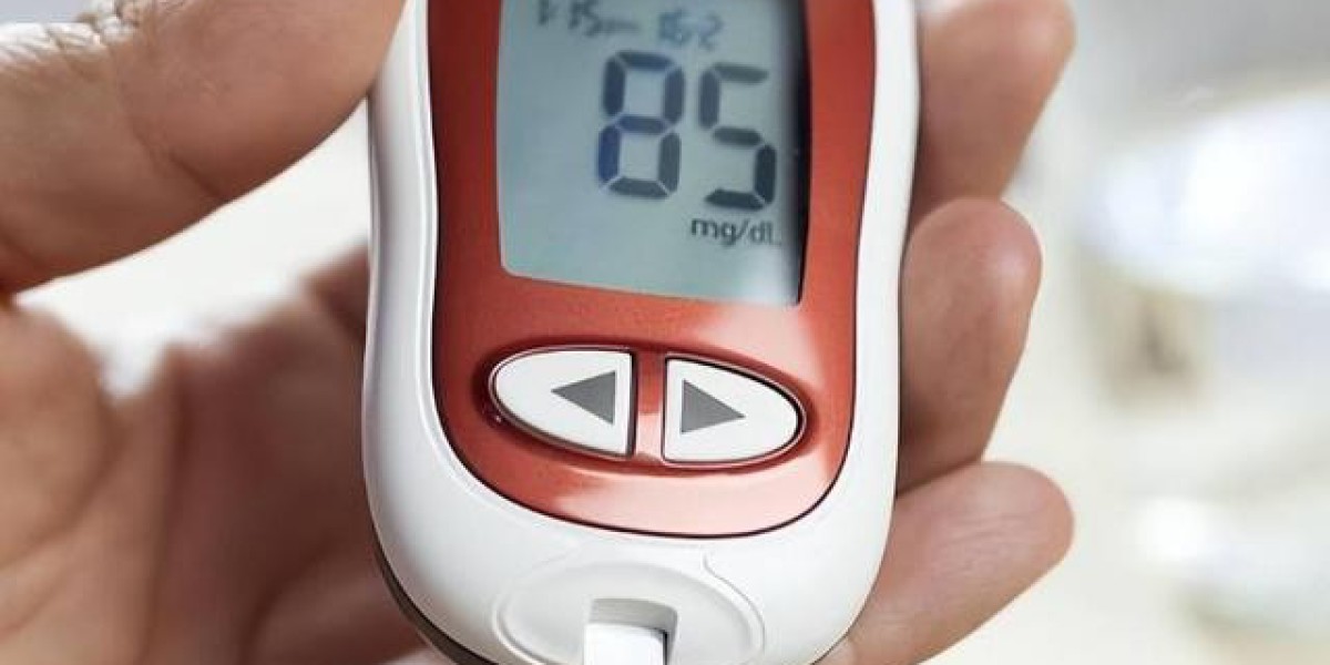 58岁男子查出糖尿病,天天吃绿叶蔬菜，复查时医生称赞：4点做得好