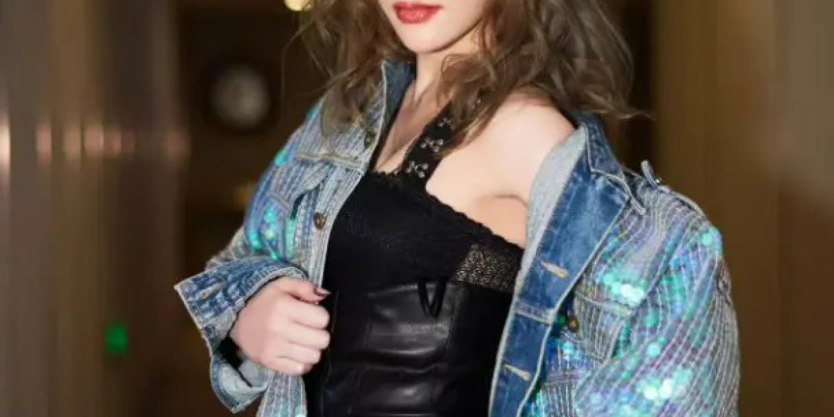 知名女歌手紧急送医入住加护病房治疗! 全部工作暂停，演唱会延期