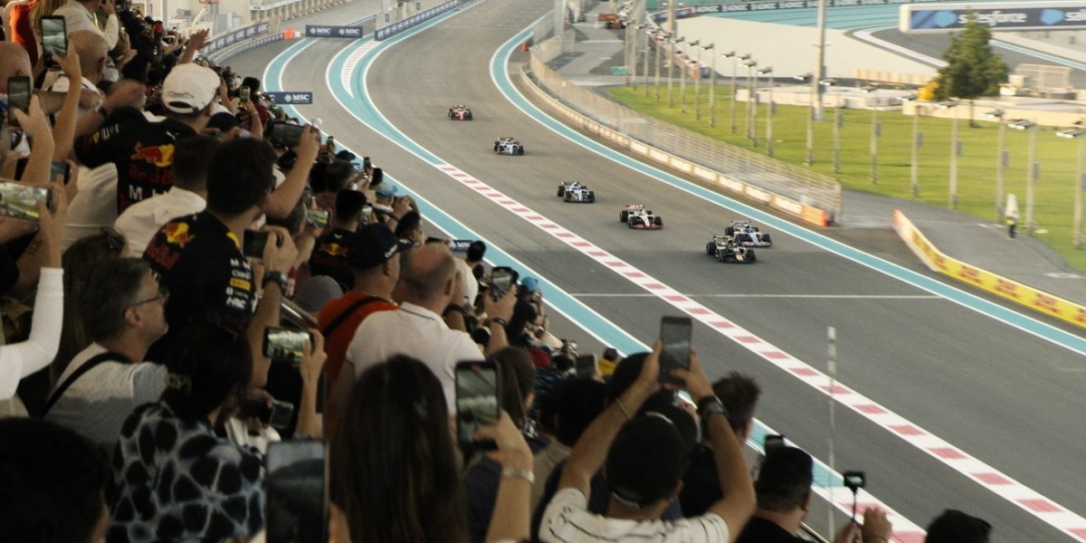 苹果 F1 美国转播权首秀：收视率 / 观众参与度均超预期