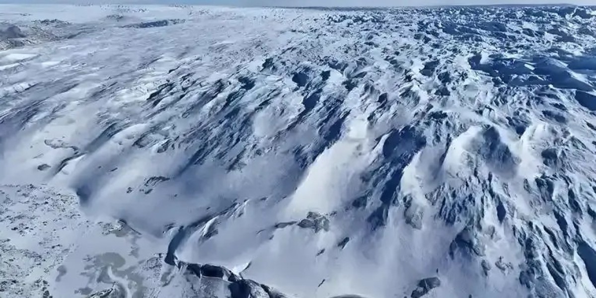 比火星还离谱! 南极冰底下有675个冰下湖，科学家扬言里面有活物