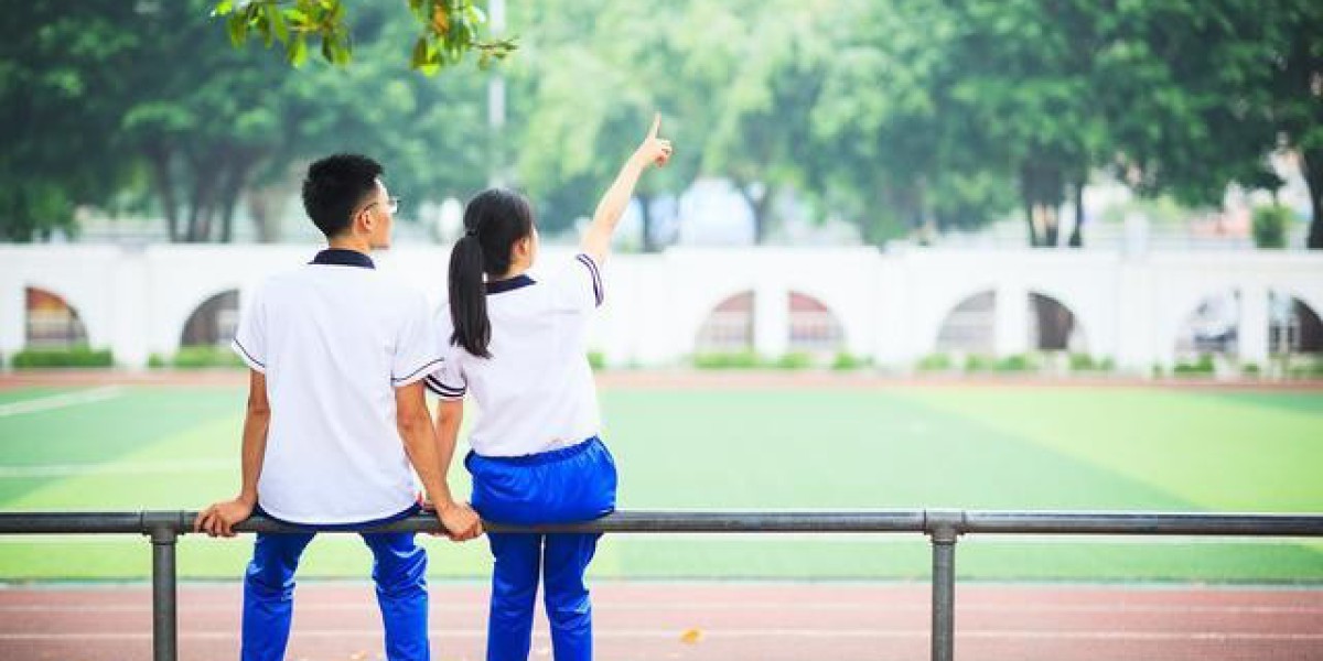 别等老师找你谈话了，孩子早恋的5个反常信号，越早发现越好