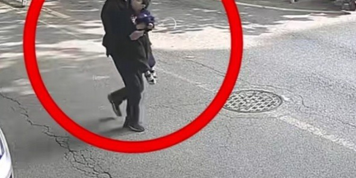 7人蒙面当街抢走2岁幼童，主谋竟是