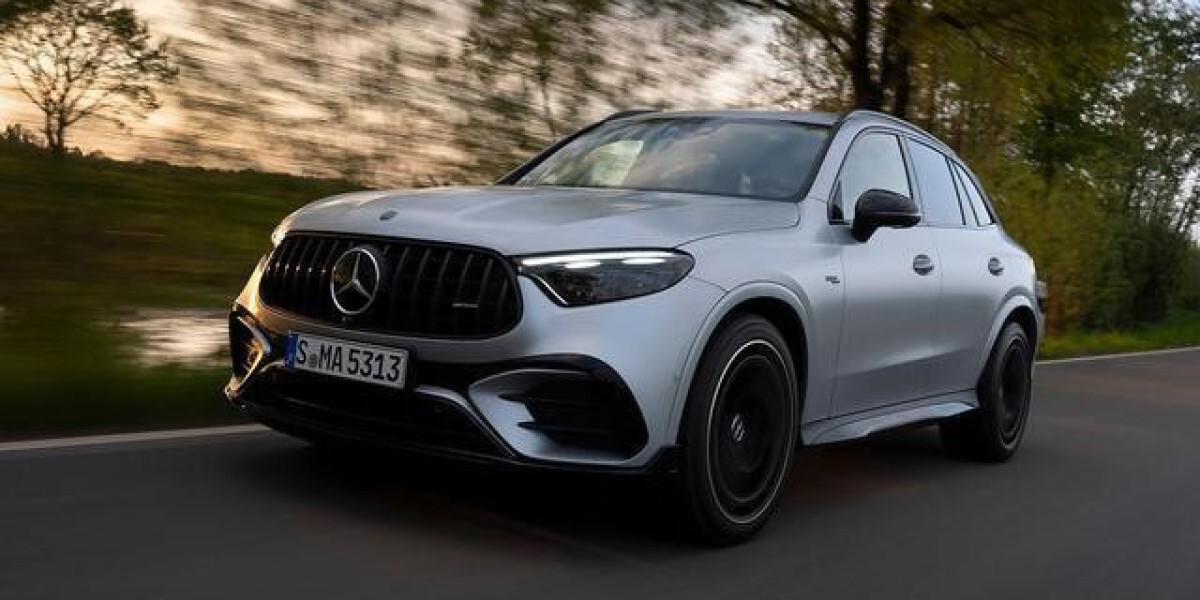 搭载直列6缸发动机，奔驰AMG GLC53实车图曝光