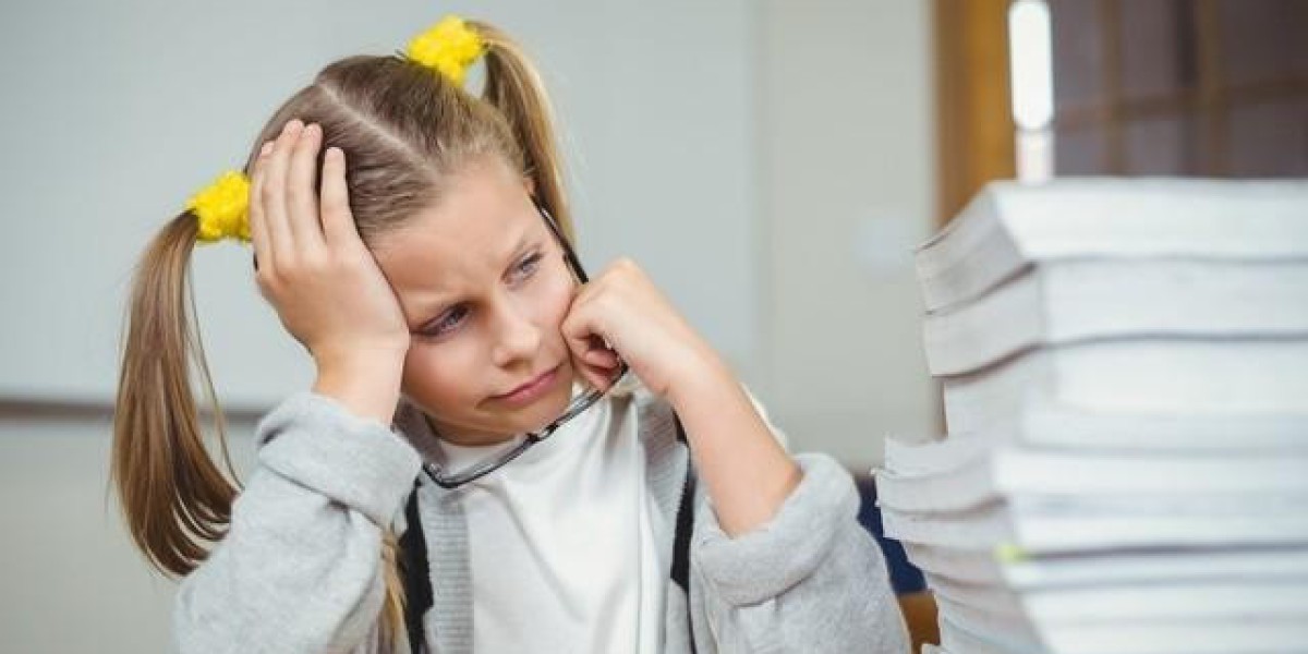 孩子不自信，90%的问题出在父母身上?三大教育误区毁了多少孩子