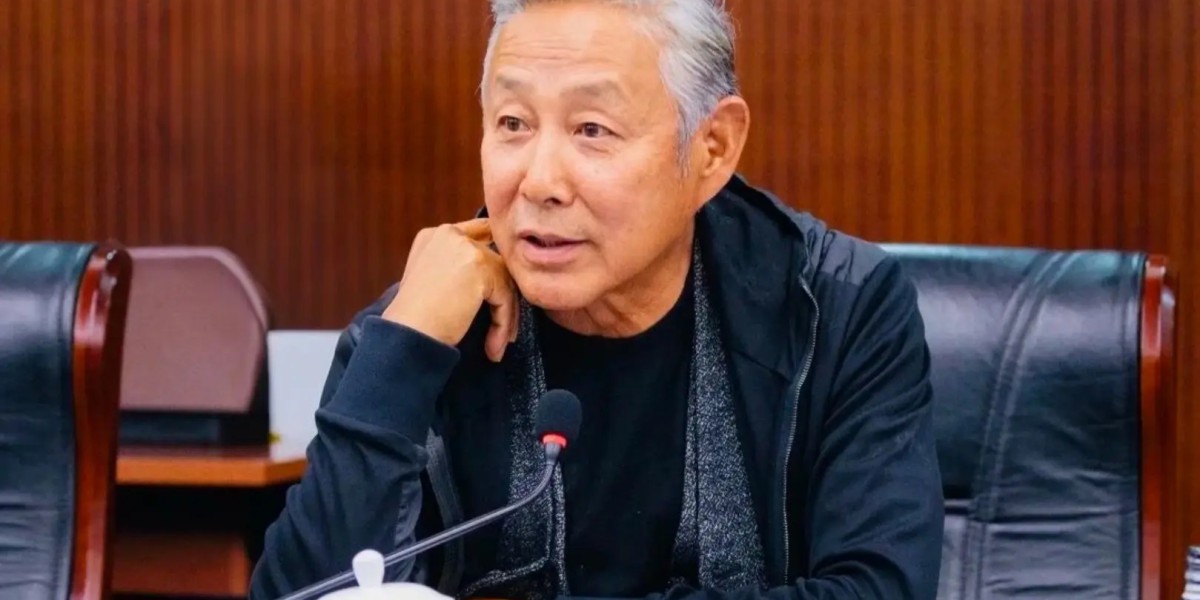 陈道明：当我看到一个人不沾烟、酒、牌，不喜欢应酬，很少参加饭局，我能确定他在这3方面是非常“特别”的人