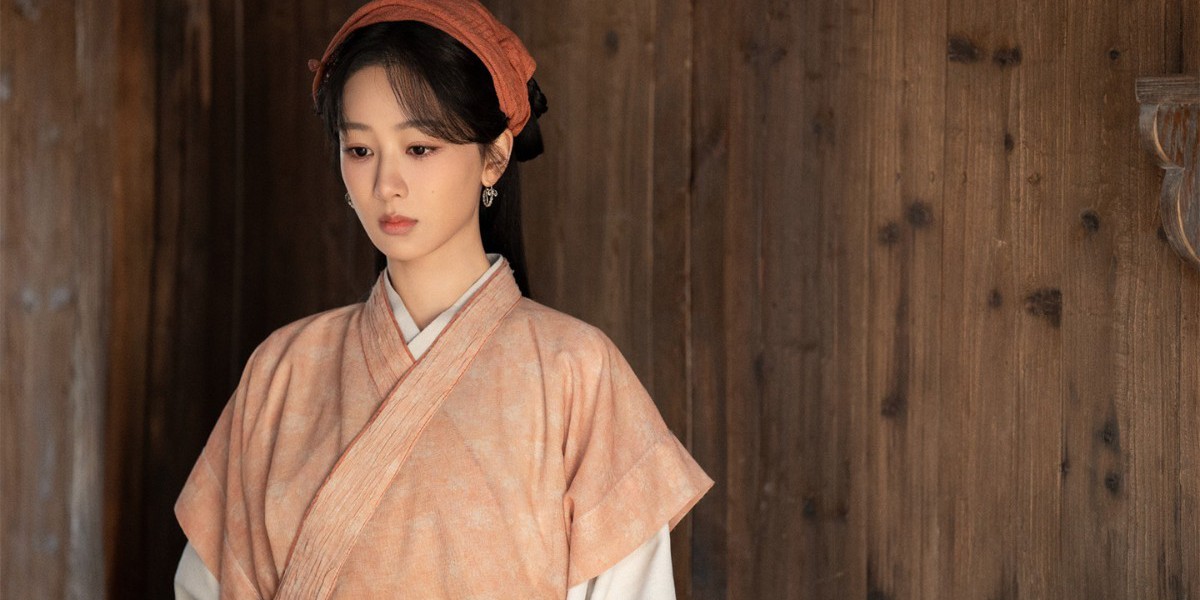 杨紫被“磨”没了?《家业》滤镜翻车，观众怒问：这是演戏还是开美颜直播?