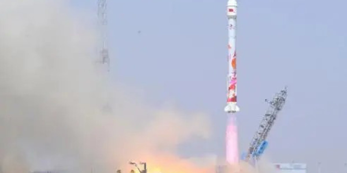 朱雀二号改进型遥五运载火箭发射成功 我国商业航天液氧甲烷技术再添里程碑