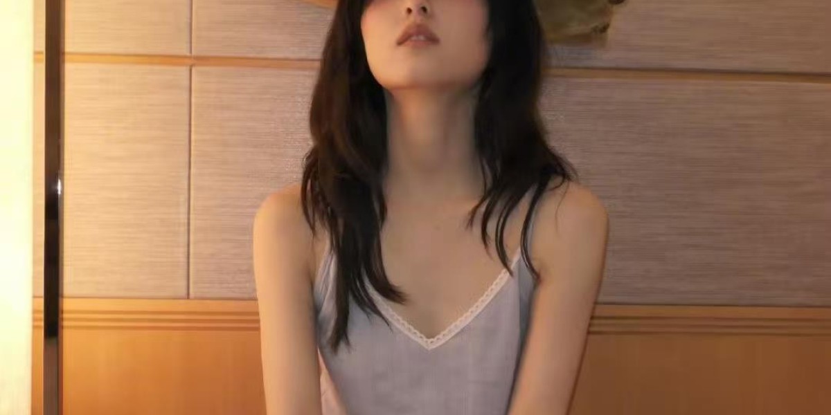 张子枫手臂伤疤引全网心疼：这是演员最真实的“勋章”